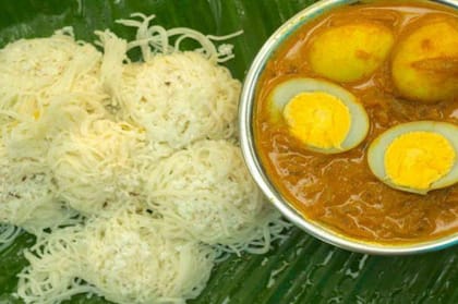 Idiyappam + Egg Curry