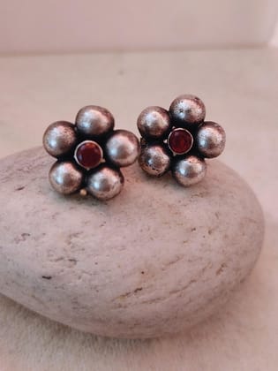Silver Look-Alike Floral Stud Earrings for Daily Wear | Sarichka-Green