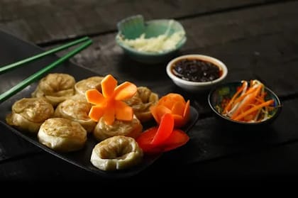 Chicken Sui Chiao Momos [8 Pieces]