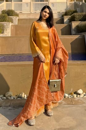 Rust Morroccan Dupatta-Rust