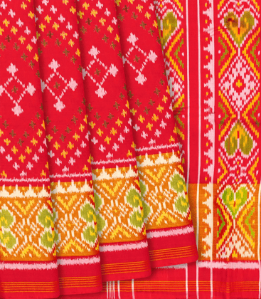 Red Handloom Patola Single Ikat Silk Saree With Diamond Motifs-Red-Red