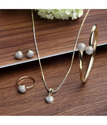 PUJVI Golden Alloy Necklace Set ( Pack of 1 ) - Golden