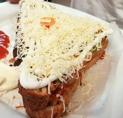 Chicken Mayonnaise Cheese Sandwich [Jumbo]