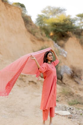 Sandy Blush Kurta Set with Handloom Dupatta-XS