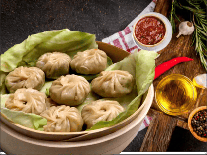 Peri Peri Paneer Momos