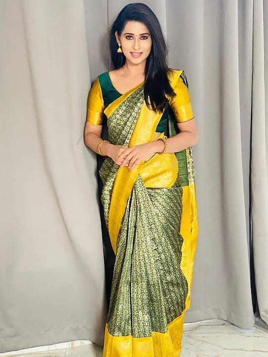 Ethnic Motifs Woven Design Zari Banarasi Saree