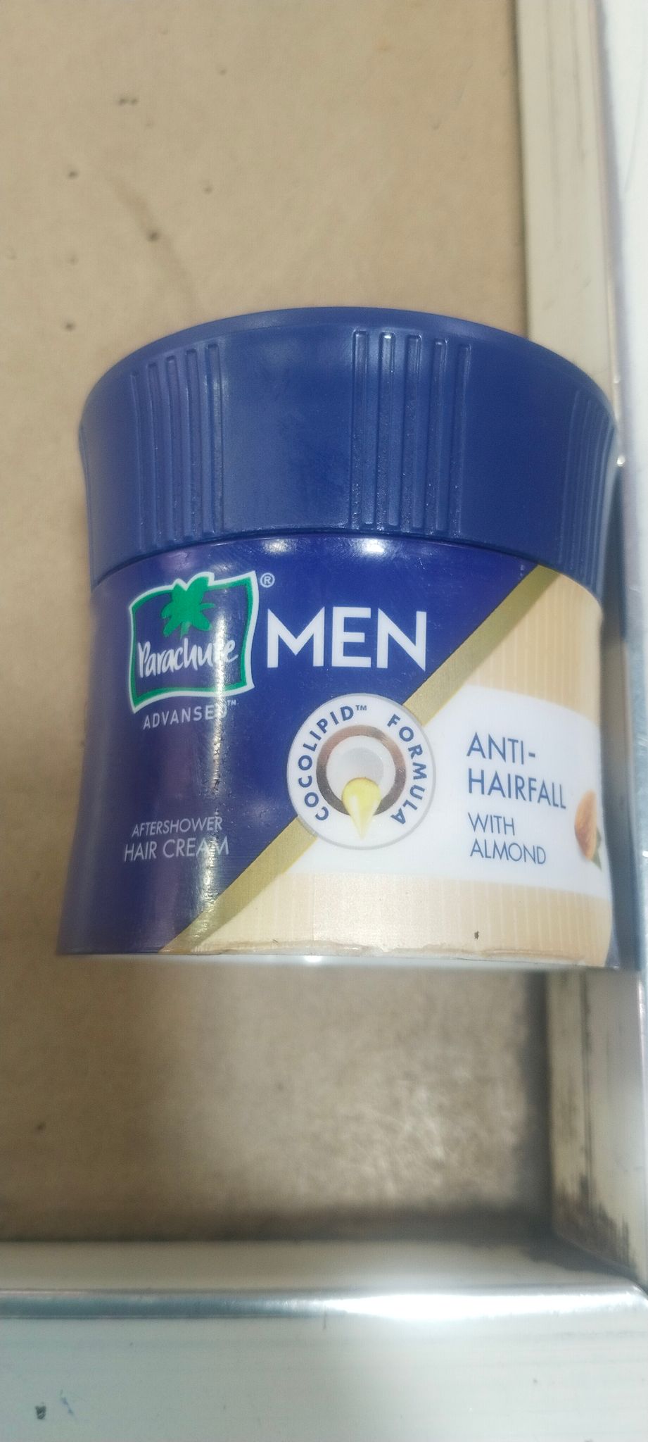 Parachute advance hair carem anti hairfall 