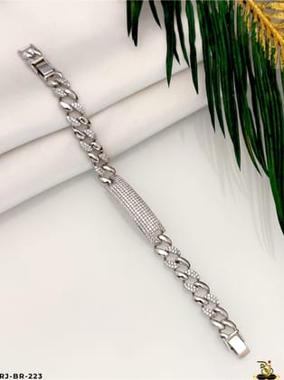 High-quality silver plated, Cartier diamond, silver plated bracelet BR-223