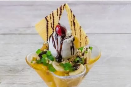Fruit Salad With Ice Cream