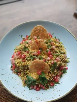 Aloo Chakna Chaat