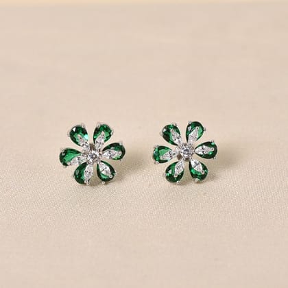 Illuminate Studs - Green