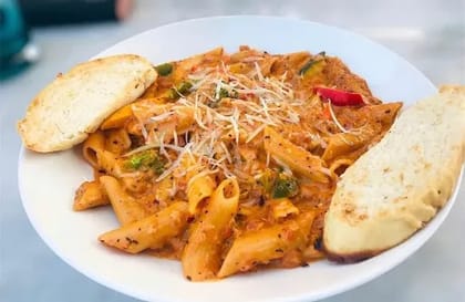 Chicken Pink Sauce Pasta