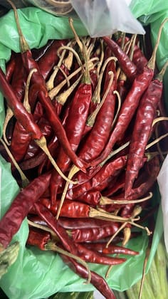 red dry mirchi less spicy 1 kg