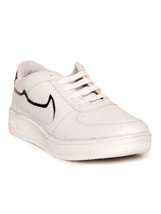 white solid  lace up sneaker