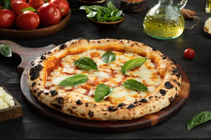 Naples - Margherita Pizza __ 6 Slice