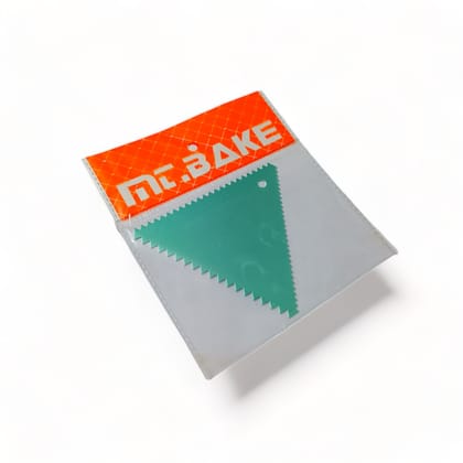 MR Bake Cake scrapper Triangle