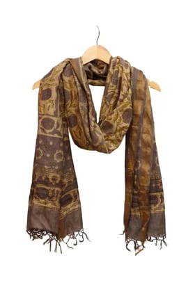 Tisser Ghicha border silk dupatta With Hand Block Print