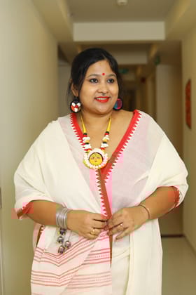 Sharoda-Begumpuri Saree / Cotton by Cotton / Red and White