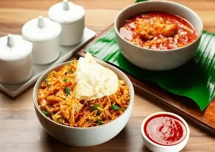 Chicken Triple Noodle With Gravy [Serves 1]