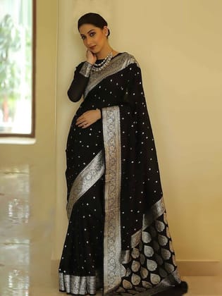 Woven Design Zari Silk Blend Banarasi Saree