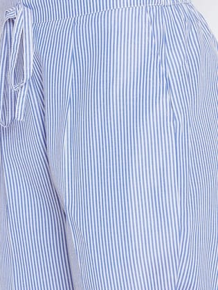 Women Blue Relaxed Regular Fit Striped Peg Trousers