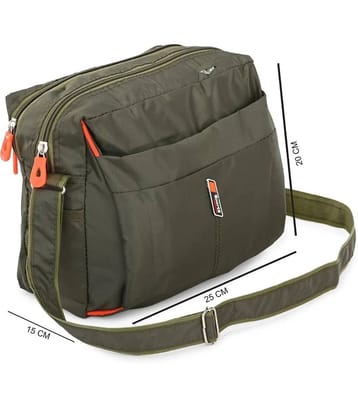 SVB BAG Green Solid Messenger Bag - Green