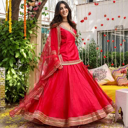 Festive Season Lehenga Outfit-S
