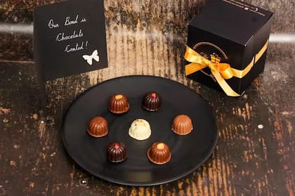 Celebrate From Moments To Milestones Chocolate [20 Pieces]