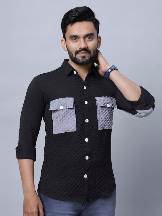 Relaxed Spread Collar Casual Shirt