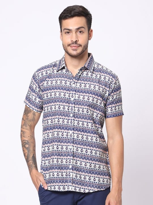 Classic Opaque Geometric Printed Casual Shirt