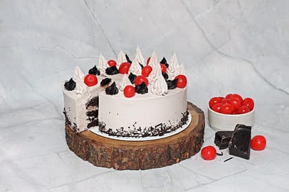 Light Chocolate Cake (500GM)