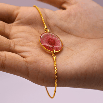 Aster Kin Bracelet-Gold