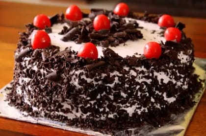 Black Forest Normal Cake __ 500 Grams