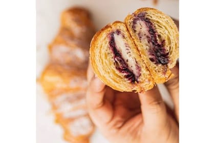 Blueberry Cheesecake Croissant