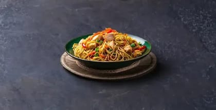 Prawns Hakka Noodles