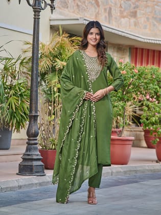 GREEN EMBROIDERY WORK KURTI PANT WITH FANCY DUPATTA-S / Green
