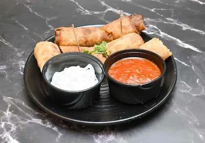 Veg Spring Roll [2Pcs]
