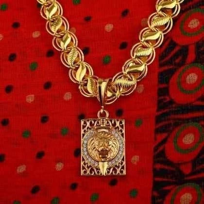 Lovely Gold Plated Pendant With Chain For Men-Gold