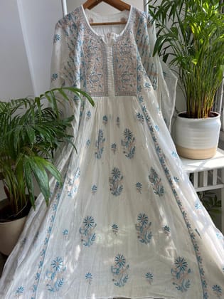 Mul Chanderi Chikankari Anarkali -White with Multicolor thread-White / Mul Chanderi