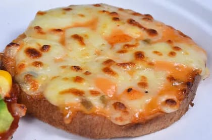 Mexican Cheese Special Cheesy Loaded Garlic Bread
