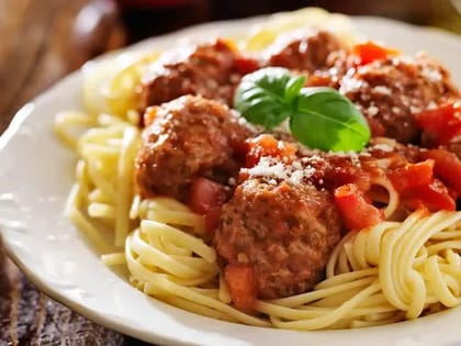 Meatballs In Tomato Sauce Pasta __ Penne