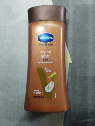 Vaseline cocoa glow serum in lotion 