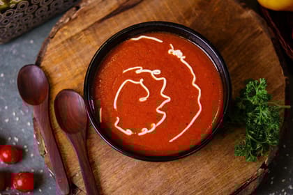 Tomato basil soup with garlic bread [2pcs]