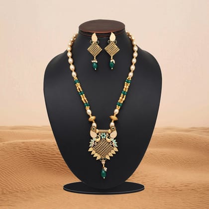 Green Color Meena Work Matte Gold Rajwadi Temple Necklace Set (TPLN693GRN)-Length: 42.00 CM x Width: 1.00 CM / Green / Alloy With Good Quality Matte Gold Plated
