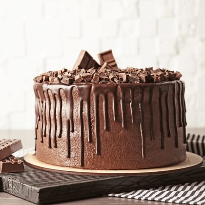 Rich Chocolate Cream Cake 1 Kg Eggless