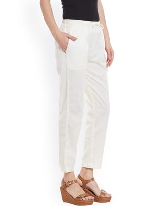 Women White Solid Regular Fit Pleated Trousers