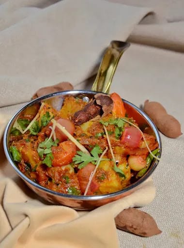 Imli Wale Teekhe Aloo Pyaz
