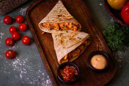 Paneer tikka wrap