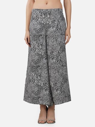 Women Printed Flared Crepe Palazzos