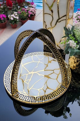 Broken Tree Black White Gold: Criss Cross Platter